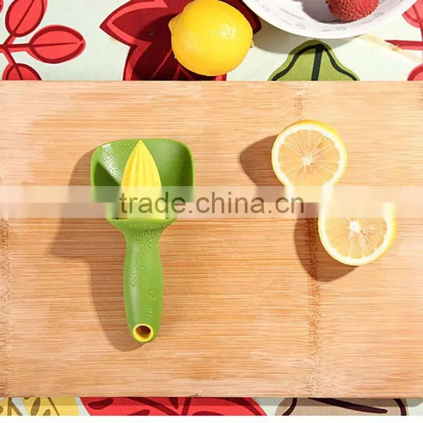 1PC Creative Manual Fruit Lemon Juice Kitchen Accessories Manual Juice Extractor Lemon Garlic Press Home Silicone KC1468 photo-4