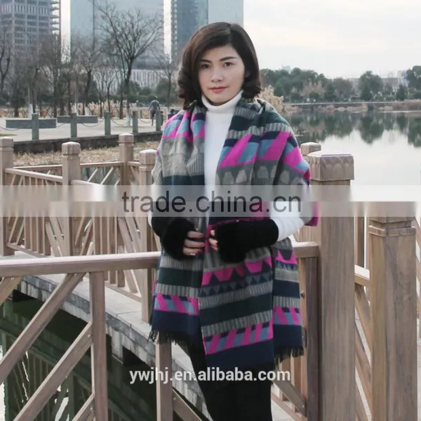 New Design Factory Direct Hot Selling Embroidered Fur Stole Fur Stole Shawl