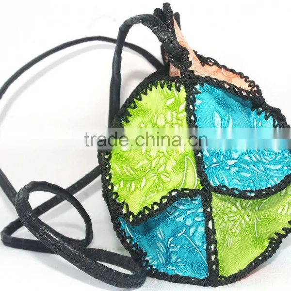 Long Strap Medium Bag Girls Fashion Hot Selling Nice Material Cost Price photo-3