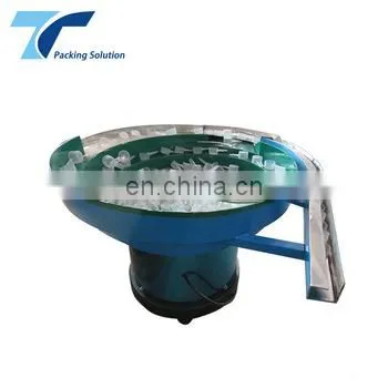 Food Industry Slat Conveyor With Vibratory Feeder, Slat Belt Conveyor for Desiccant Sachets, Modular Acclivitous Belt Conveyor