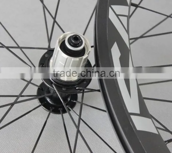 High End Carbon Road Bike Wheels Sapim Spokes,Powerway R13 Hub,road Bike Carbon Wheels photo-3