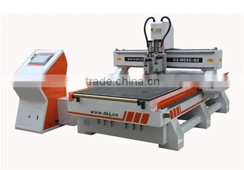 ATC Woodworking Cutting Machine With Eight Tools Holder and Vacuum Table photo-4