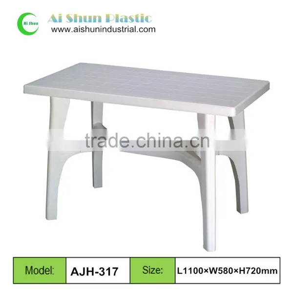 Outdoor Plastic Folding Table