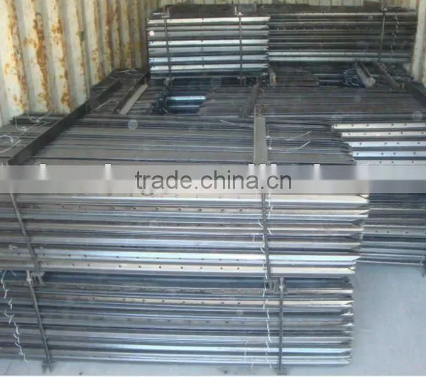 Hot Dip Galvanized and Paint Dark Green Steel Y Fence Post for Middle East and Israel Market photo-3