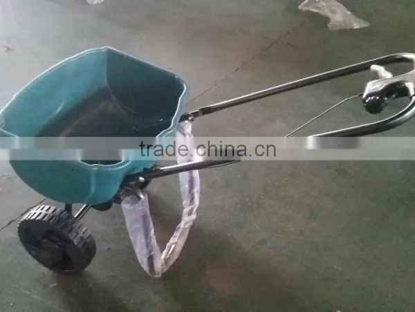 Fertulizer and Seed Spreader photo-2