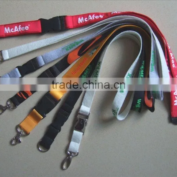 Wholesale Cheap Customized Handmade Felt Keychain photo-5