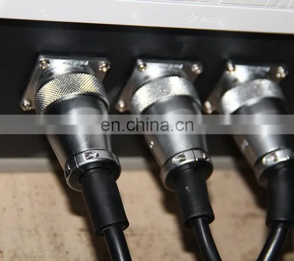 Computer-controlled Electro-hydraulic Servo Automatic Universal Testing Machine photo-4