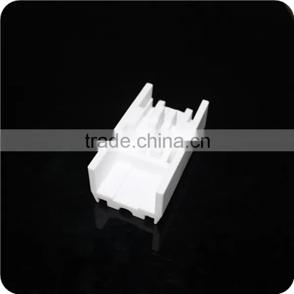 High Temperature Resistance Thermal Shock Resistance Fine Ceramic 95% Alumina Ceramic Insulator photo-3