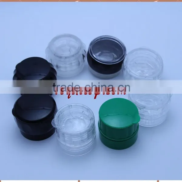 China Supplier for 2015 Plastic Salt and Pepper Shakers photo-6