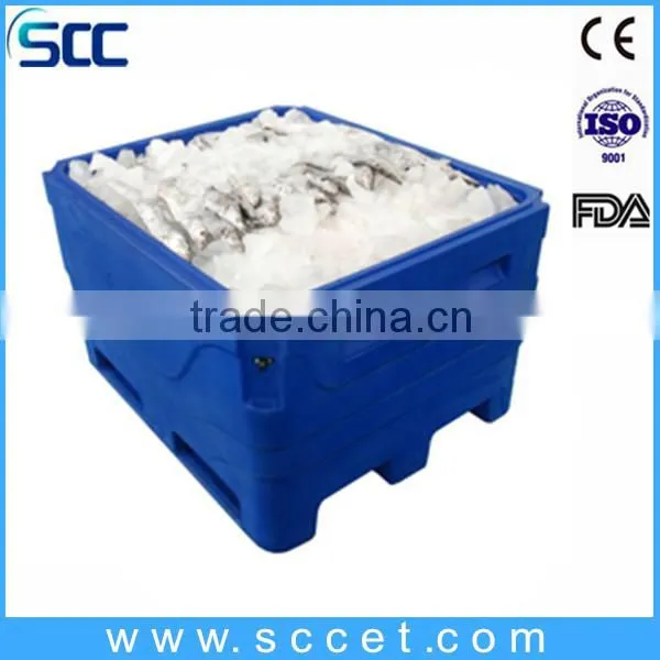 Roto-molded Insulated Fish Cooler Storing and Transferring Container at Sea photo-2