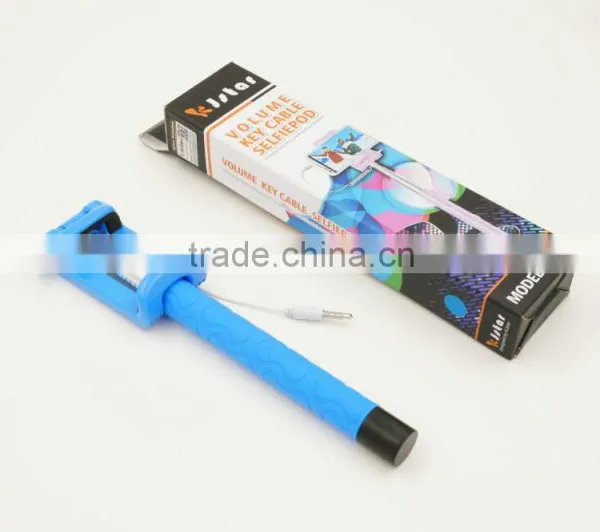 Z06-4 Wired Selfie Stick Extendable Handheld Monopod Audio Cable Take Pole Selfie Stick for IOS Android Smart Phone photo-4