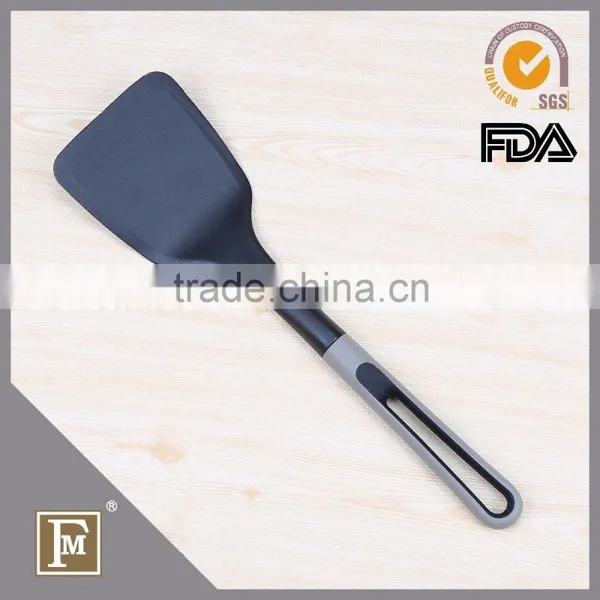 Nylon Kitchen Utensils Solid Turner