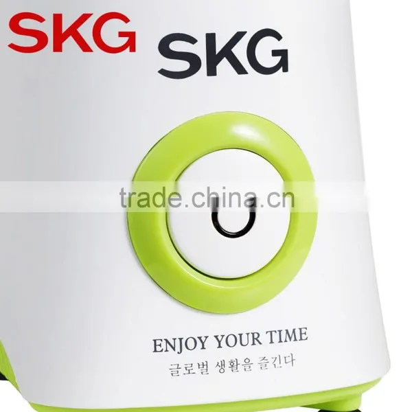 SKG Portable Juice Blender With 500ml Traveling Bottle photo-3