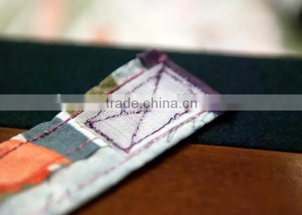 Auto Velcro Feeder and Velcro Sewing Machine (Pattern-Programmable) photo-2