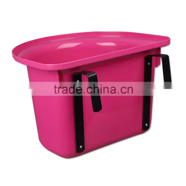 Red Color Plastic Hanging Horse Bucket for Sale photo-2
