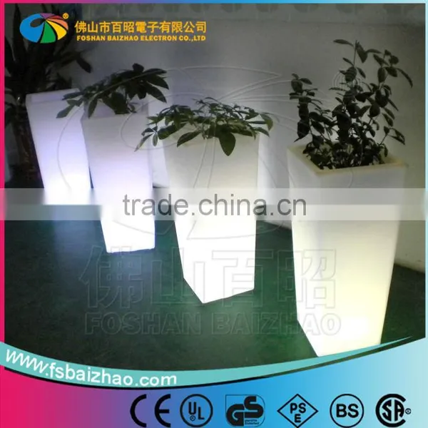 Colors Changing Iluminated LED Garden Outdoor Planter Flower Pot Light photo-2