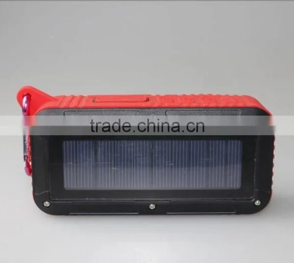 Factory Direct Outdoor Hook Style Waterproof Solar Recharheable Wireless Bluetooth Speaker photo-4