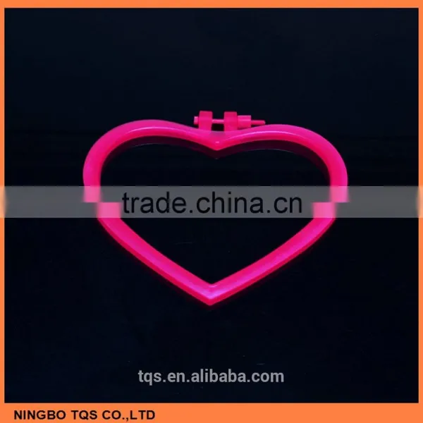 Colorful Plastic Heart Design Hand Embroidery Cross Stitch Hoops photo-5