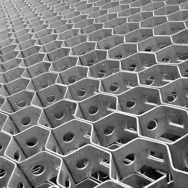 Quick Installation Metal Cellular Grid Refractory Mesh 1mx2m Custom Crimp Thermostable Hexsteel photo-6
