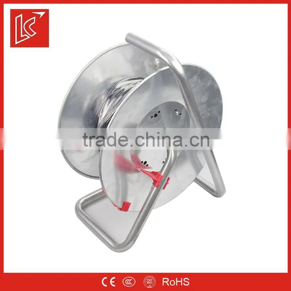 Hot Sale Waterproof Door 4 Cable Reel Socket With Thermal Protector photo-3