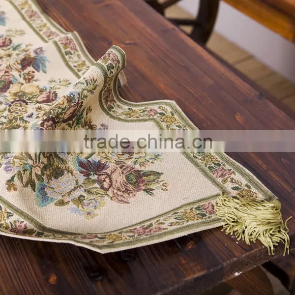 Plus Tassels Table Runner In Jacquard Polysilk photo-3