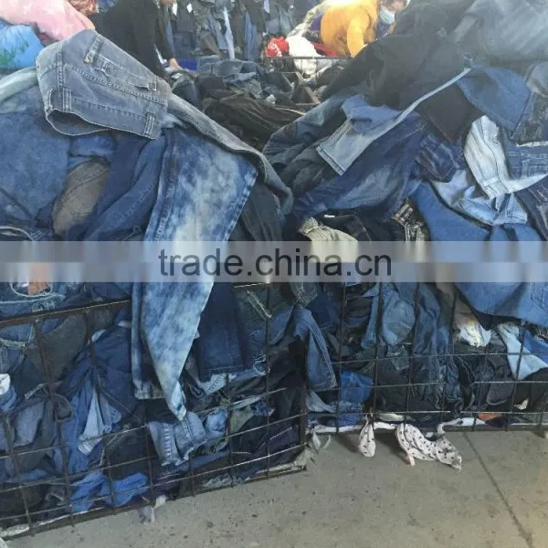 Used t Shirt for Men Clothes Second Hand Clothing From China photo-3