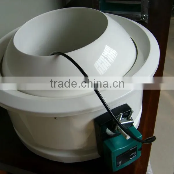 Power-Driven Ball Spout