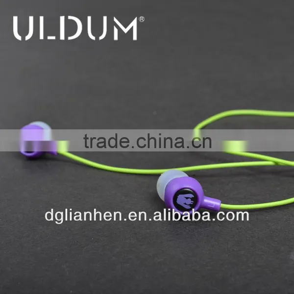 ULDUM 2013 Mp3.4.5 Player Earbud Earphone Portable Cheap Wholesale Stereo Earphone Headphone