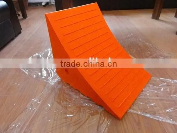 Wheel Chock Chock Block Chinese PU Products 1.7kgs