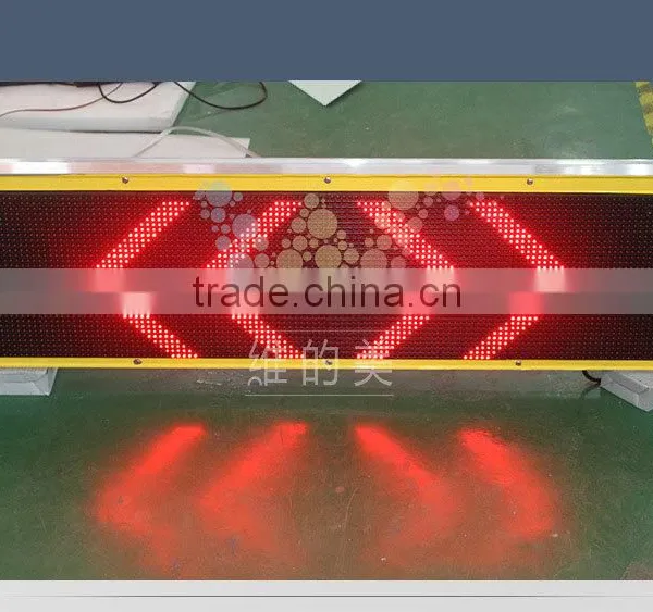 Shenzhen Factory IP65 Road Led Sign Outdoor Traffic Led Screen Display photo-4