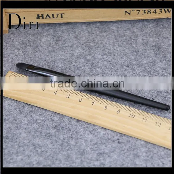 Factory Professional Custom Makeup Brushes Manufacturer photo-6
