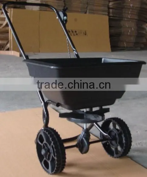 Economic Manual Fertilizer Salt Spreader photo-3