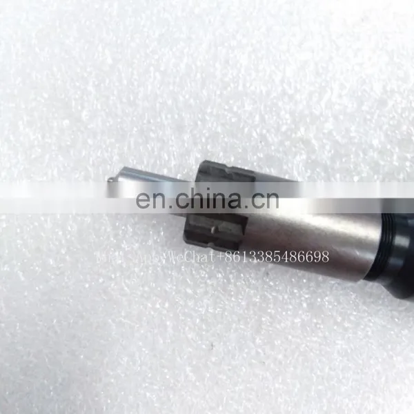 DENSO COMMON RAIL INJECTOR 095000-5471 photo-5