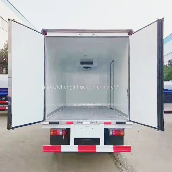Isuzu Refrigerated Truck Japan Brand Freezer Truck photo-3
