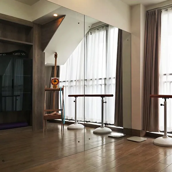 Hot Selling Luxury Dance Studio Full Wall Silver Decorative Mirror With Home Decor Safety Gym Tempered Glass Mirror photo-5