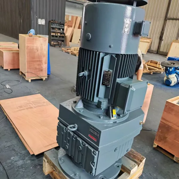 S Series Geared Motor With Helical-Worm Gearing, Output Torque up to 2800 Nm
