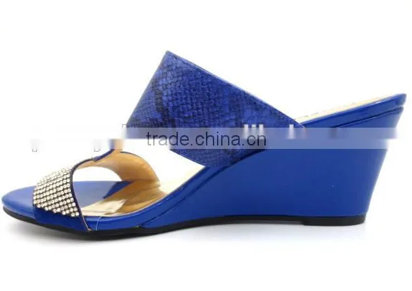 Hot New Ladies Wedge Shoes and Slippers With Diamond photo-5