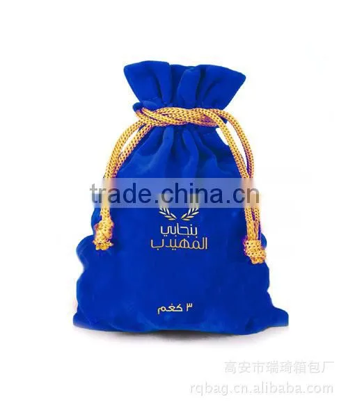 Luxury and Fast Delivery Satin Lined Velvet Pouches for Jewelry With Golden Cords photo-2