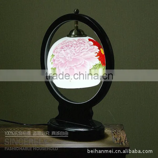 Hand Paint Pony Flower Antique Table Lamp for Bedroom photo-3