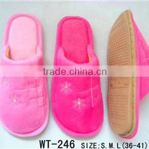 Winter Indoor Plush Slipper,lady Plush Slipper,plush Slipper in Size S M L