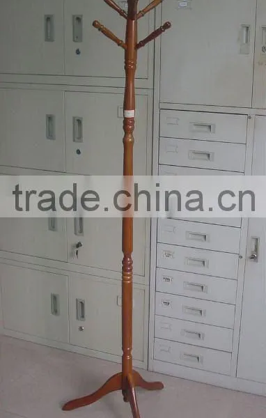 Wooden Clothes Rack: C120 Wooden Coat Rack