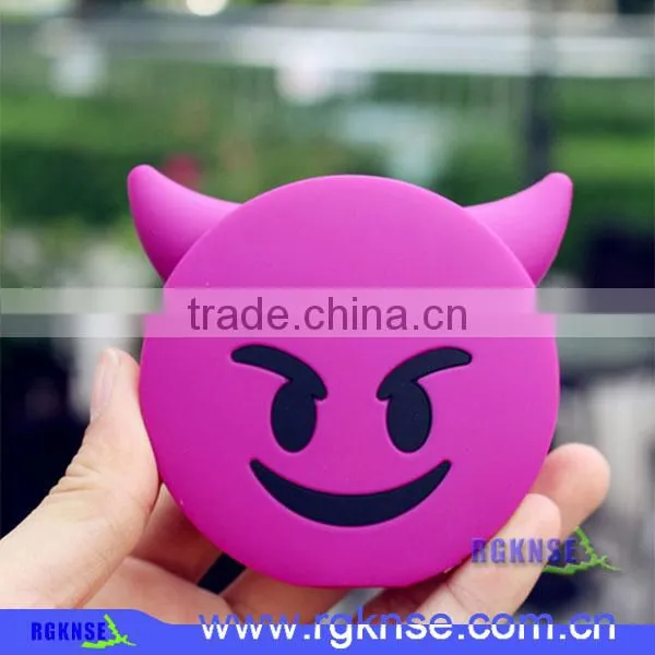 2016 New Portable Emoji Power Bank 2600mah Gift For Mobile Phone photo-3