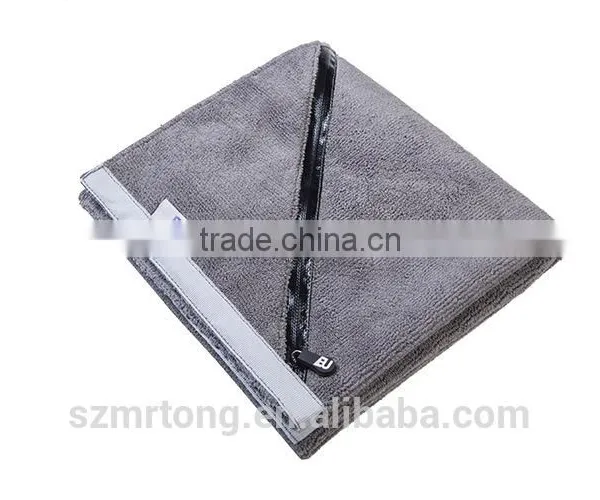 High Quality Embroidery Design 300gsm Zip Pocket Microfiber Sport Towel photo-5