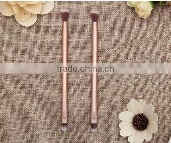Make up Cosmetics Tool Eyeshadow Brush in Makeup Supplies photo-6