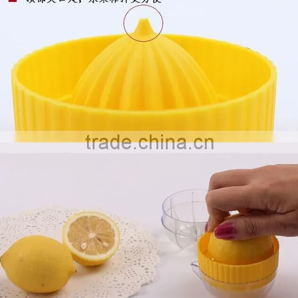 M051 2015 Wholesale Lemon Squeezer Hand Mini Lemon Juicer photo-5