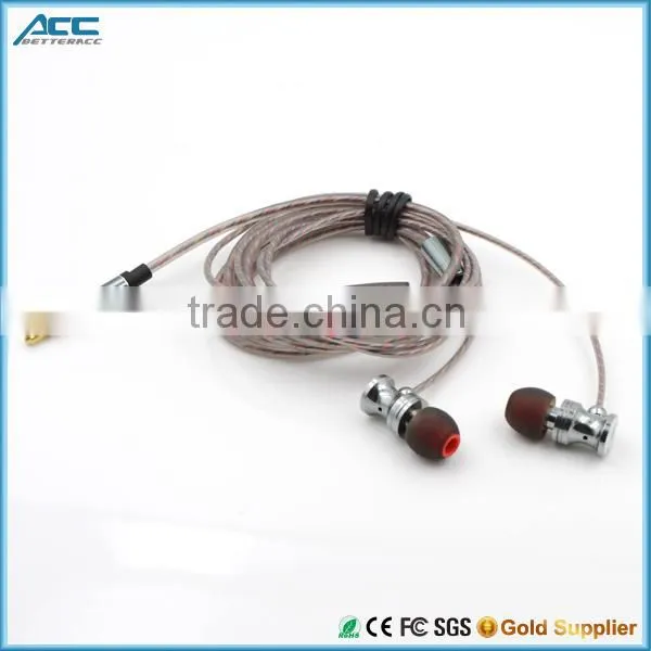 Low Price Metal Stereo in Ear Earphone Wired Headphone With Mic photo-3