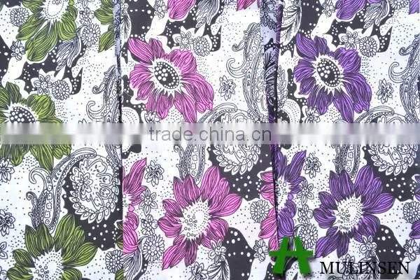 Woven Lovely Polyester and Cotton Fabric photo-4