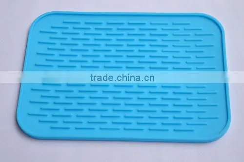 Heat Resistant Water Proof Non Slippery Silicone Dining Table Mat photo-6