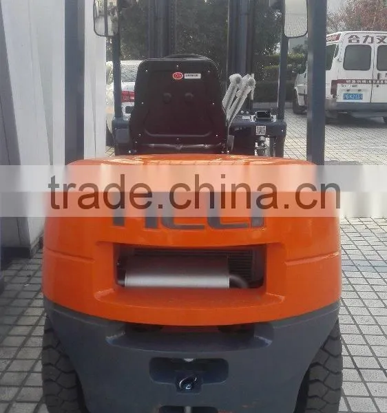 China Top1 Forklift Brand 2ton 4 Wheel Counterbalance Diesel Forklift Truck photo-2