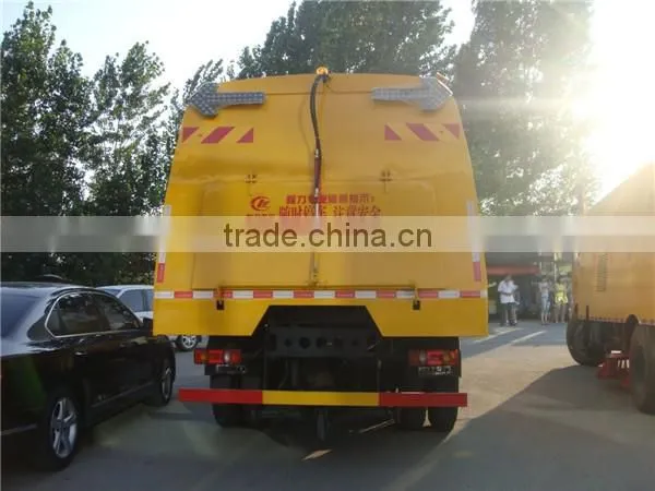 Dongfeng Brand New Tianjin 180hp Street Sweeper photo-5